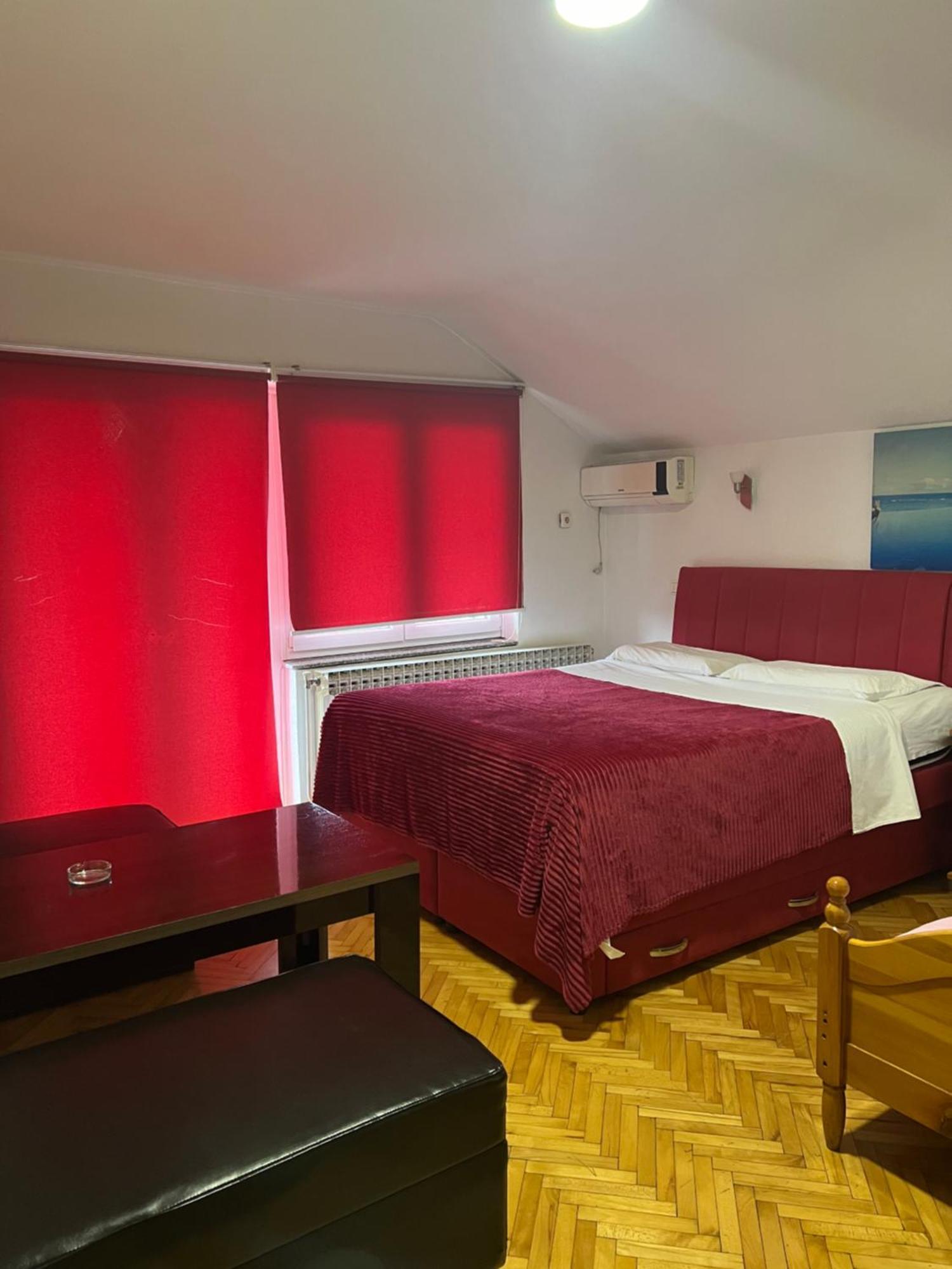 Prenociste Samir Hotel Gradacac Ngoại thất bức ảnh