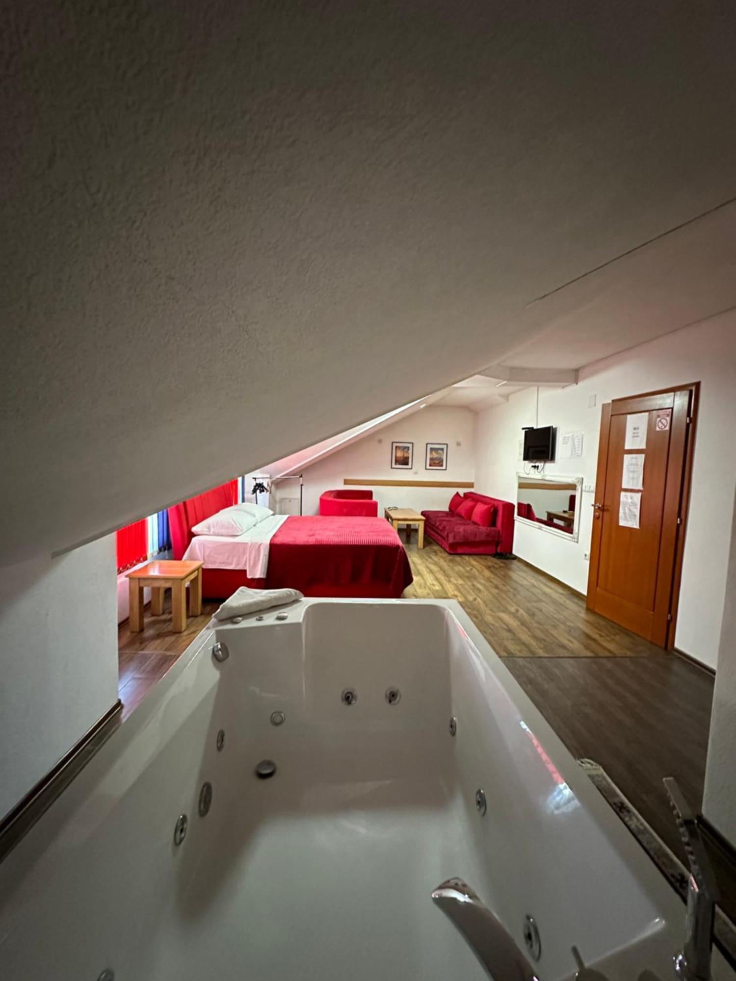 Prenociste Samir Hotel Gradacac Ngoại thất bức ảnh